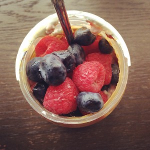 oats in a jar berries 