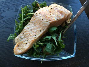 salmon and arugula salad