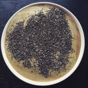 green smoothie with chia seeds