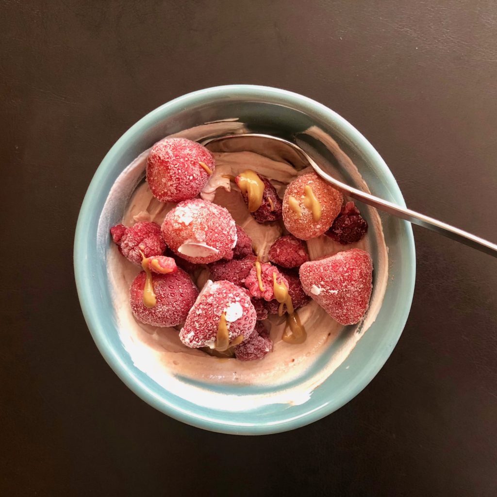 frozen-raspberries-yogurt
