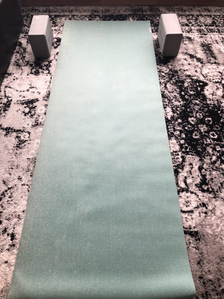 yoga-mat-home